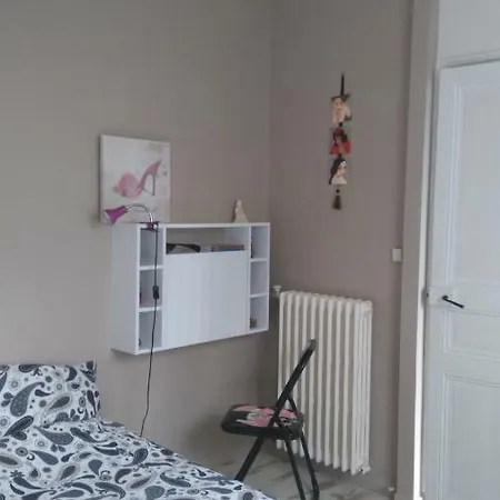 Privee Chez Un Particulier Quarto em Acomodações Particulares